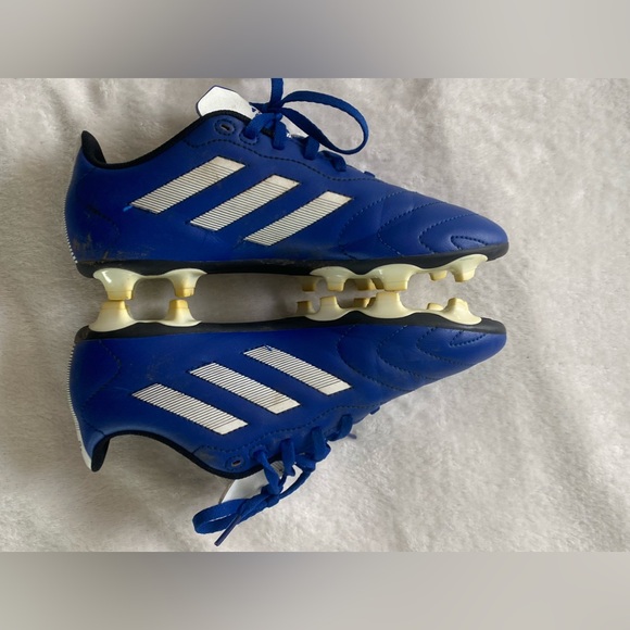 Adidas Soccer Shoes Boys Size 5 Color Blue - Picture 8 of 9